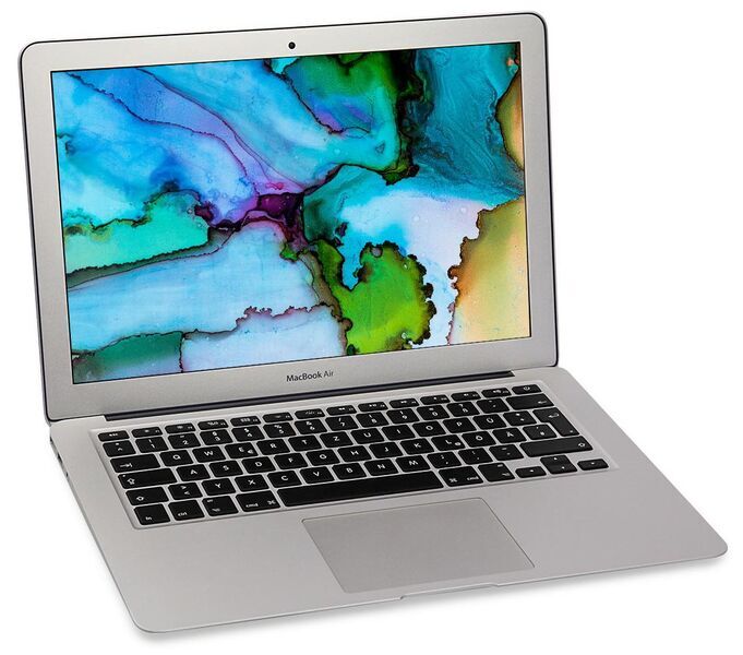 MacBook Air core i7 8GB Ram 128GB SSD