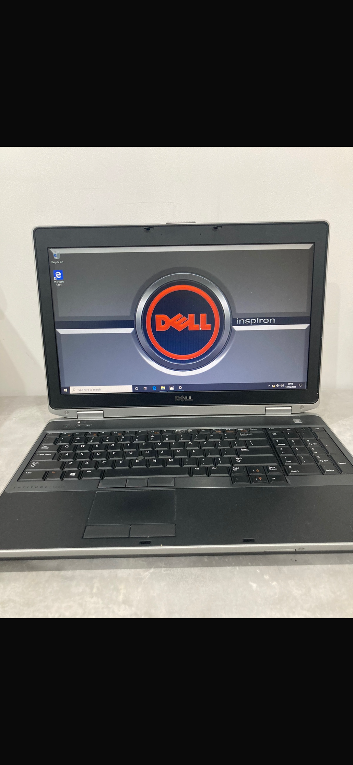 Dell laptop core i7 8GB RAM 128GB storage